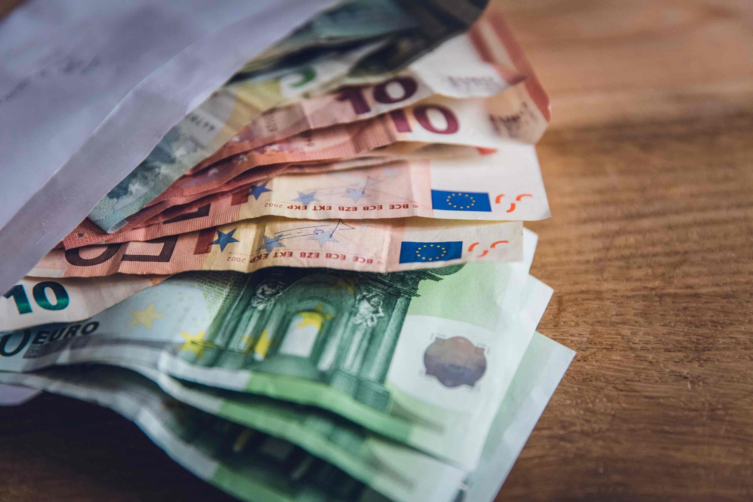 250 Aud In Euro